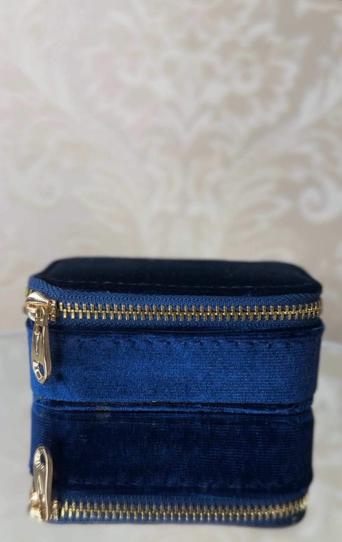 Mini Velvet Jewelry Box with Mirror