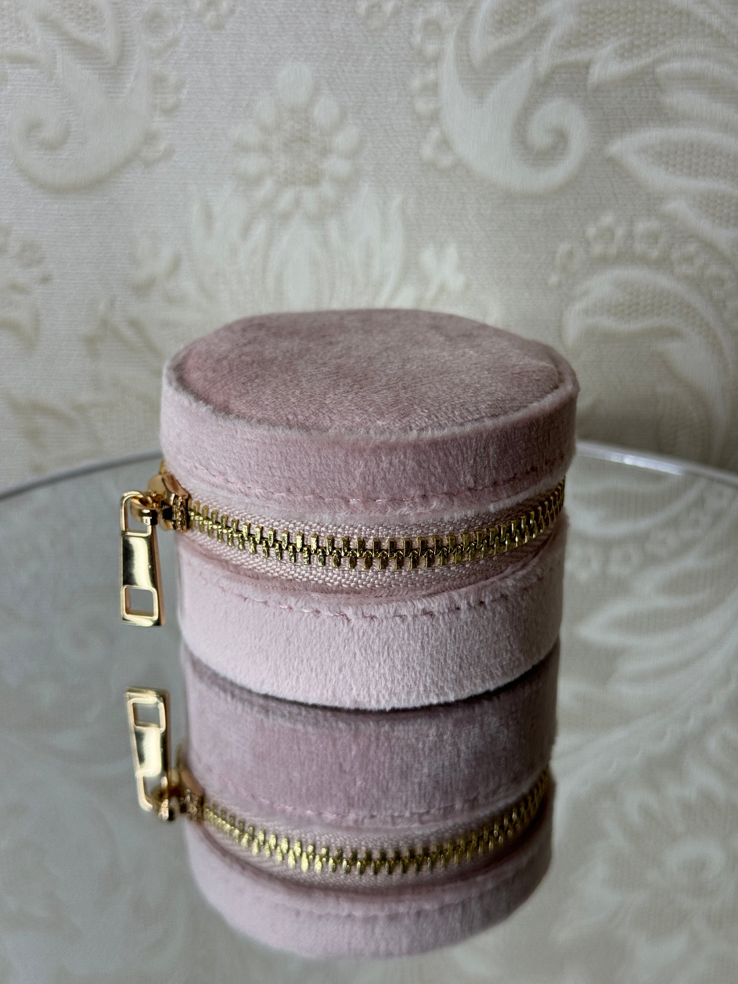Mini Velvet Rounded Jewelry Box with Mirror
