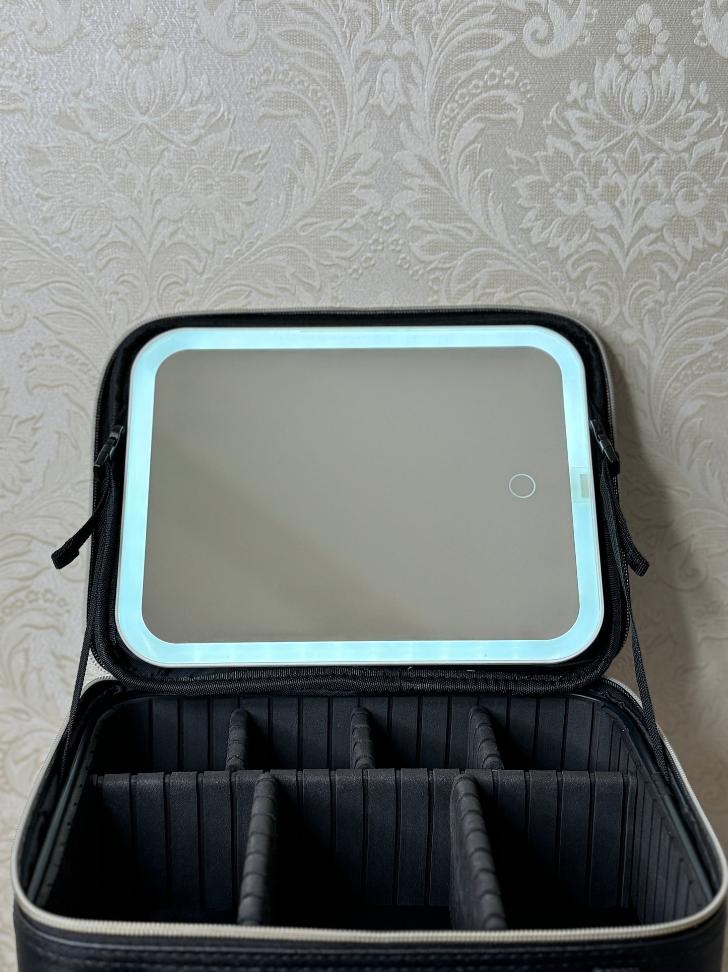 Makeup Case Organizer with LED Lighted Mirror - BLACK