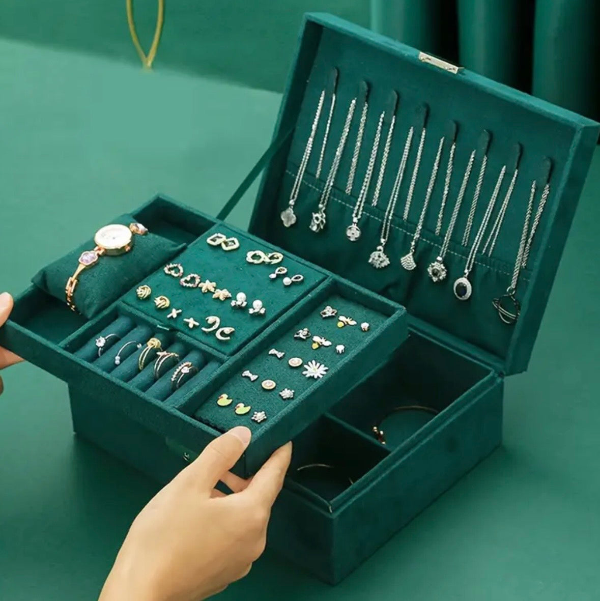 Large capacity jewelry box