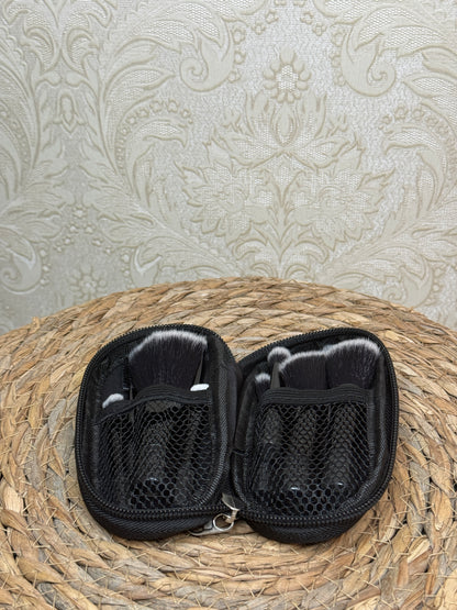Travel makeup brushes + bag